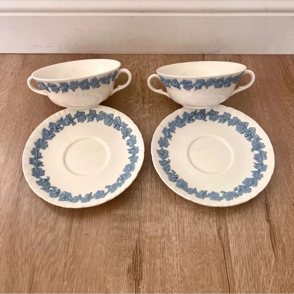 2 Set Wedgwood‎ 3D Lavender Blue Grape On Cream Queensware Soup Bowls & Saucers